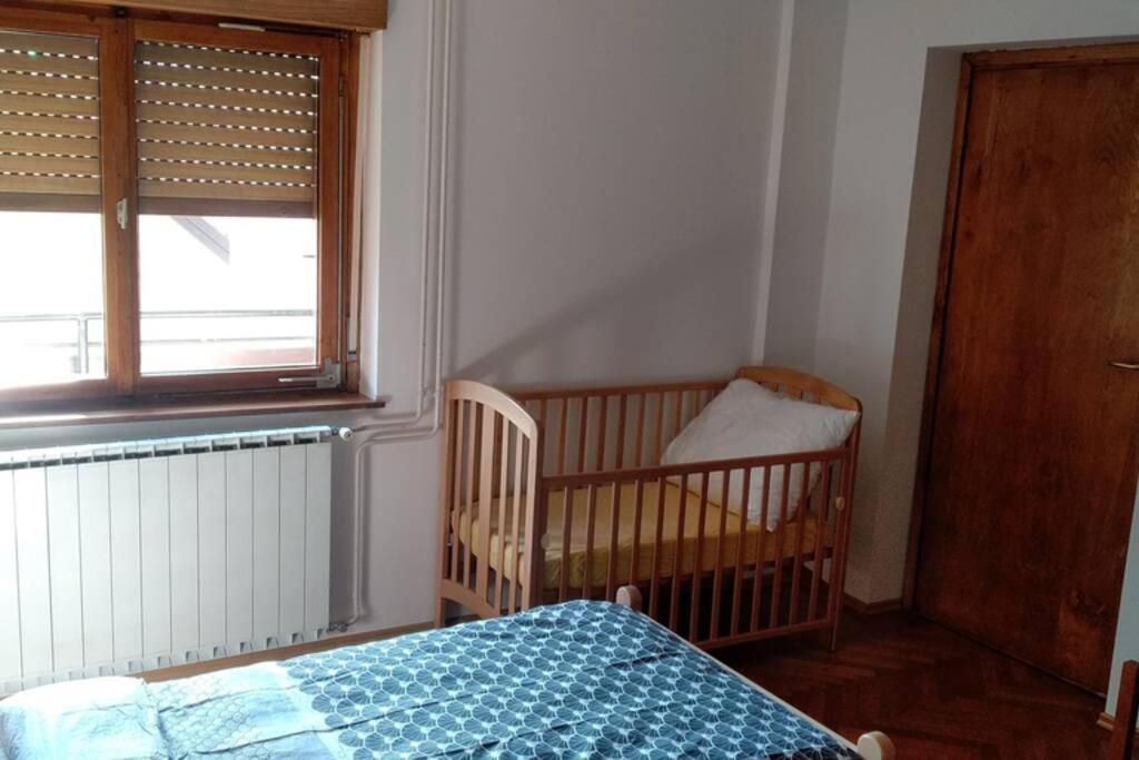 Appartement Zrm Center à Idrija Extérieur photo